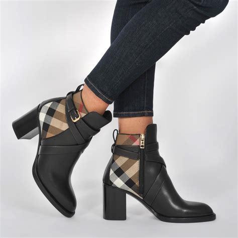 burberry boots women